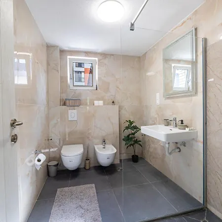 Apartamento And Wood Design - Near Airport With Free Parking *