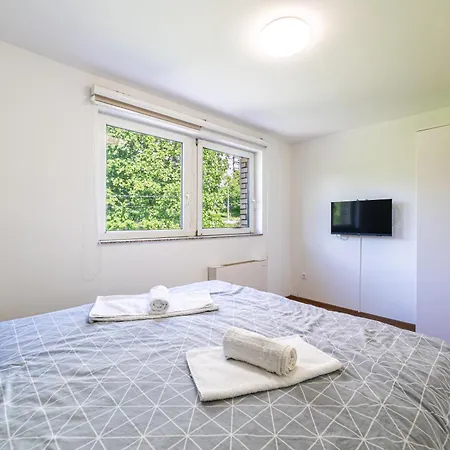 And Wood Design - Near Airport With Free Parking * Saraievo